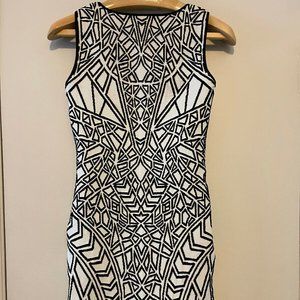 RVN White & Black Printed Dress -Size M-